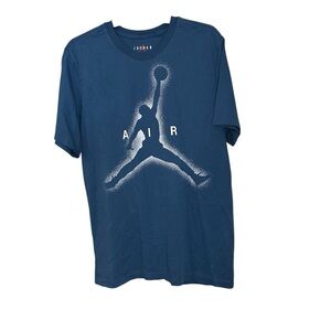 Jordan Essentials Jumpman T- shirt size Large